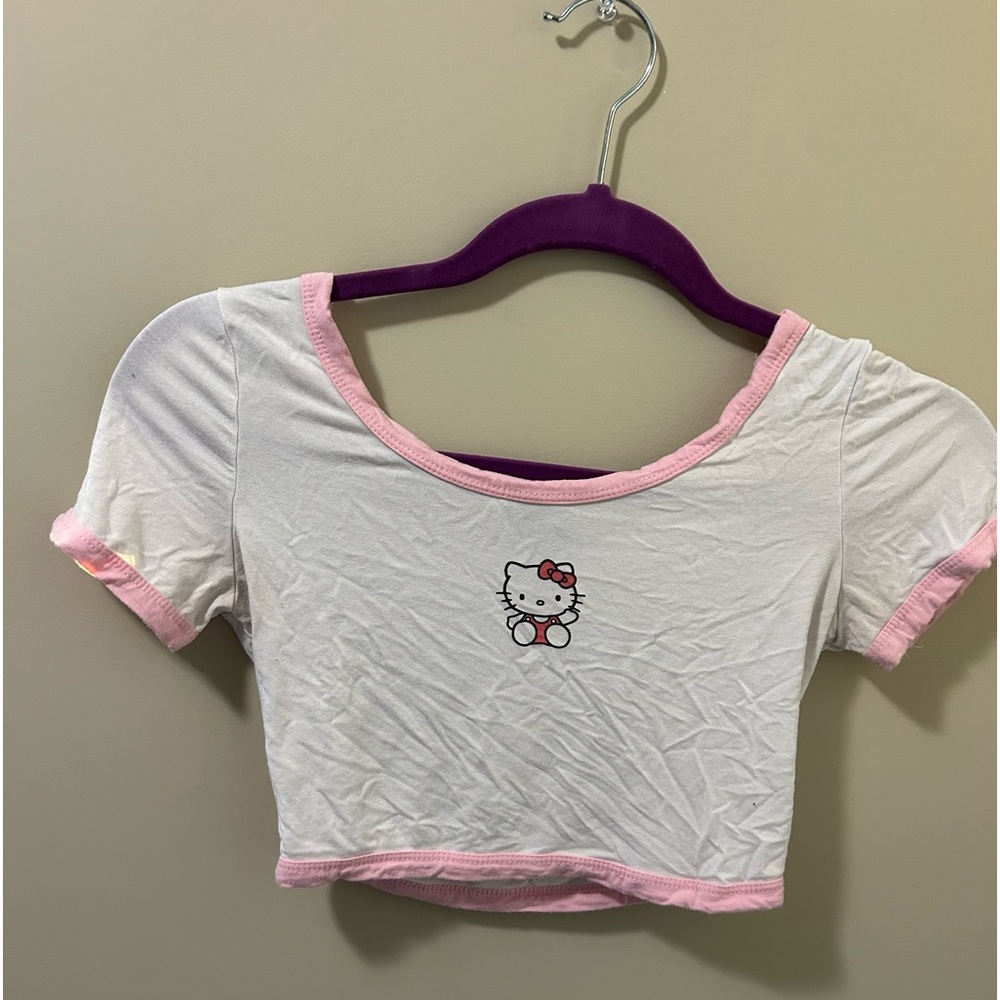 Hello Kitty Cropped Tee